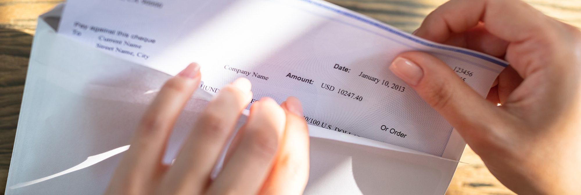 How to Stop Living Paycheck to Paycheck