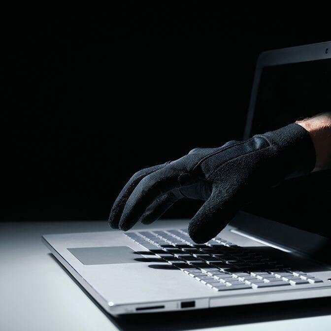 internet scammers